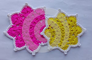 crochet flower motive coster