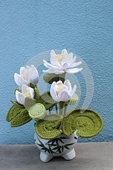 Crochet lotus with yarn for pay homage.