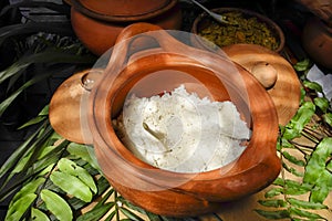 Crockpot of steamed rice