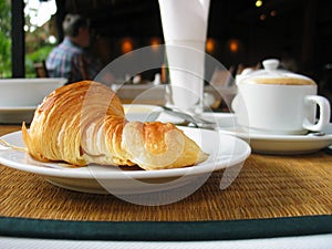 Croissant & Cappuccino - make your audience happy! photo