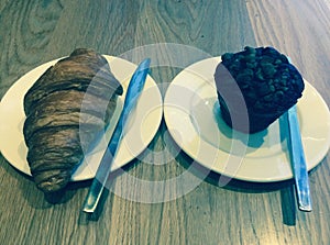 Croissant and muffin