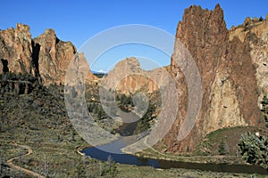 Crooked River through Smith Rock