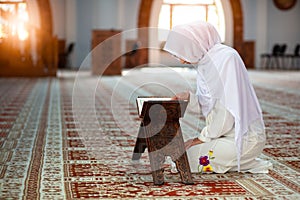 Crop Muslim woman with string of beads