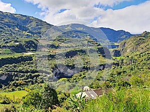 Crops on the plateau and slope of Cabuyales. photo