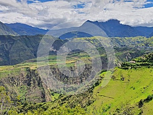 Crops on the plateau of Tajumbina. photo