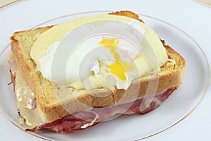 Croque madame horizontal
