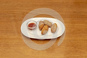 The croquette has numerous precedents throughout human history, since since Antiquity it has been used as a technique to reuse