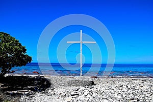 A cross on the beach