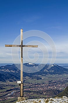 Cross on the Schoenberg