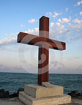 The cross on the seashore. photo