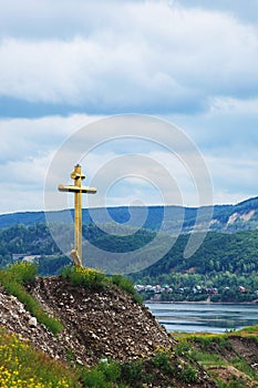 Cross at Tsar Barrow`s top, Samara