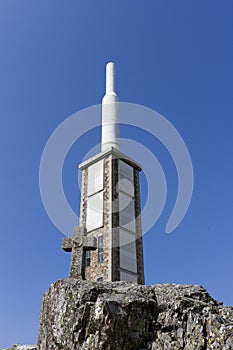 Cross and TV antenna, La Pena de Francia, Salamanca