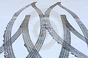 Crossed tire tracks