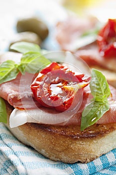 Crostini with parma ham