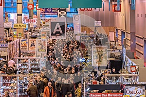 The crowd in the aisles of the Show