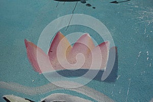 A crown or a coronet