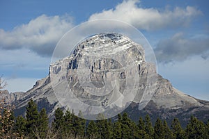 Crowsness Mountain, Alberta