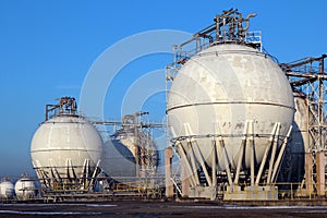 Crude oil storage tanks in oil refinery backyard