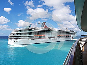 Cruise liner photo
