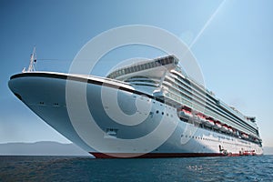 Cruise-ship