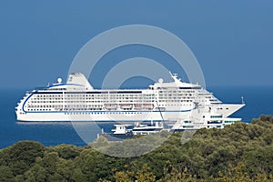 Cruise ship