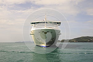 CRUISE SHIP BOW