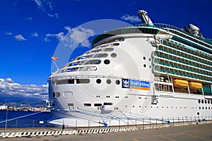 Cruise ship - Mariner of the seas