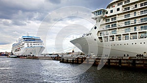 Cruise ships in the center of St. Petersburg