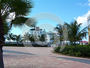Cruiseships in St. Maarten