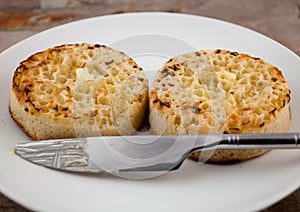 Crumpets with butter