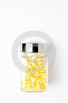 Crunchy Lemon Bhel in a glass jar with a closed lid, made with Puffed Rice small besan sev.