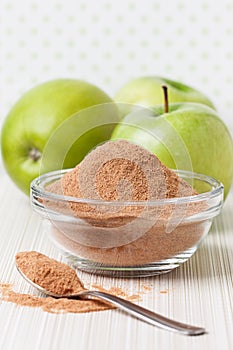 Crushed apple fiber, green apple