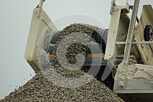 Crushed stone strew in rubble mound