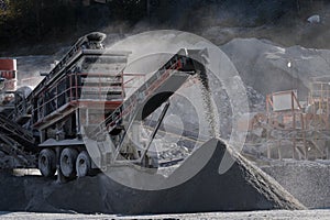 Crushing plant