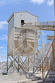 Crushing plant and limestone mine