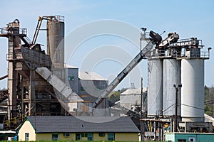 Crushing plant and limestone mine rock dust