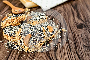 Crust Rice with White Sesame.