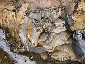 CRYSTAL CAVE SEQUOIA
