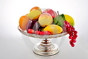 Crystal fruit dish