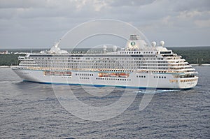 Crystal Serenity luxury cruise ship sailing