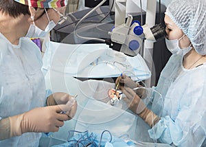 Crystalline lens replaceable surgical method