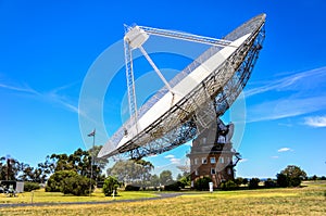 CSIRO Parkes Observatory photo