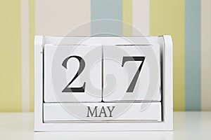 Cube shape calendar for MAY 27