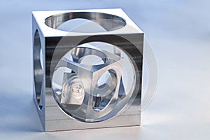 Cube in cube, workpiece on a CNC milling machine