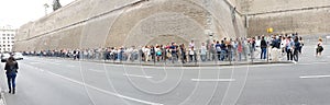 Cue of tourists to Vatican Museum