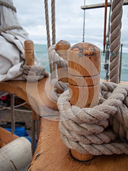 Cuerdas en detalle de un antiguo ballenero en primer plano durante una navegaciÃÂ³n en el norte de Islandia photo