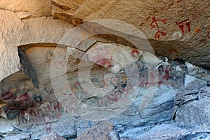 The Cueva de las Manos,exceptional assemblage of cave art, executed between 13,000 and 9,500 years ago