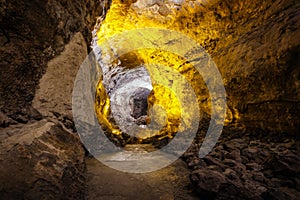 Cueva de los Verdes, cave inside