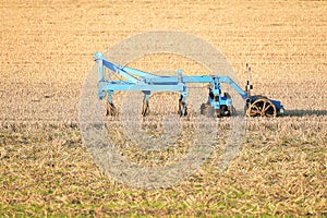 Cultivator plough spring tine harrow cultivator tractor on field tined cultivators agricultural machinery for Subsoil loosening photo