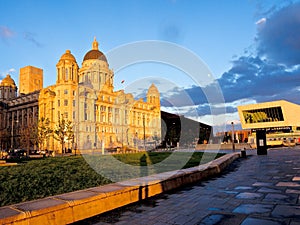 Cunard and museum of Liverpoolbuilding photo